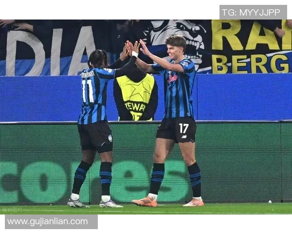 亚特兰大2-1反转切尔西，德凯特拉雷传射，斯卡马卡建功